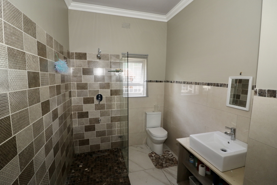 3 Bedroom Property for Sale in Claremont Western Cape